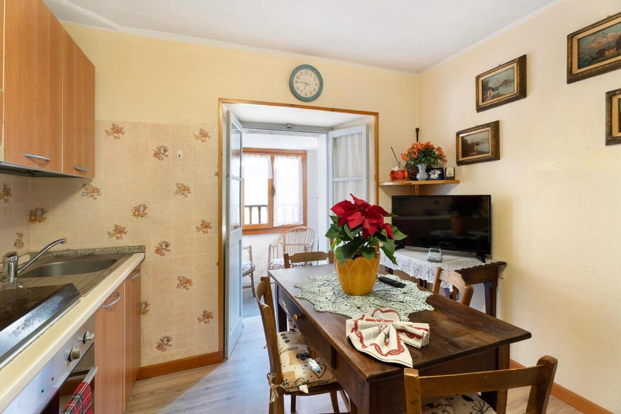 A Casa Di Elda Appartement Santa Maria Maggiore Buitenkant foto